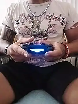 TooGoodConway23's Live XXX Chat