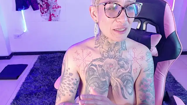 Czat XXX na żywo – Everlyn_Sex