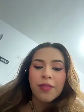 itsdanividarte Adlı Modelin Canlı XXX Sohbeti