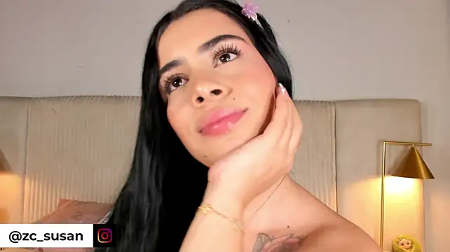 צ'אט XXX בשידור חי של susan_zc