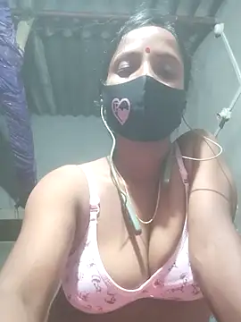 צ'אט XXX בשידור חי של diyadey299