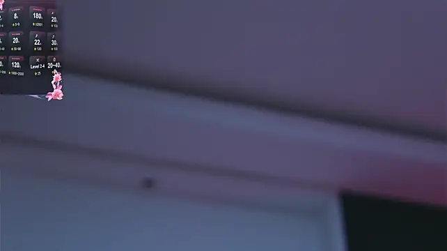 Živý XXX chat caroline_adams_