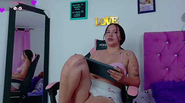 Czat XXX na żywo – vagaro_11
