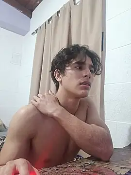 Sempai_Moon Adlı Modelin Canlı XXX Sohbeti