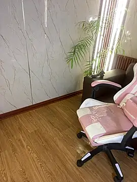 Eva_Feller69 Adlı Modelin Canlı XXX Sohbeti