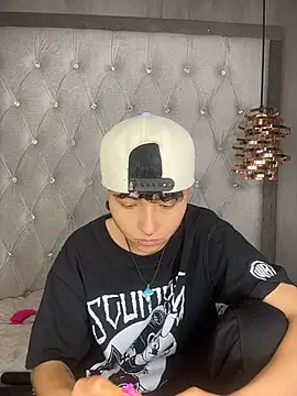 ian_mathias_ Chat XXX live