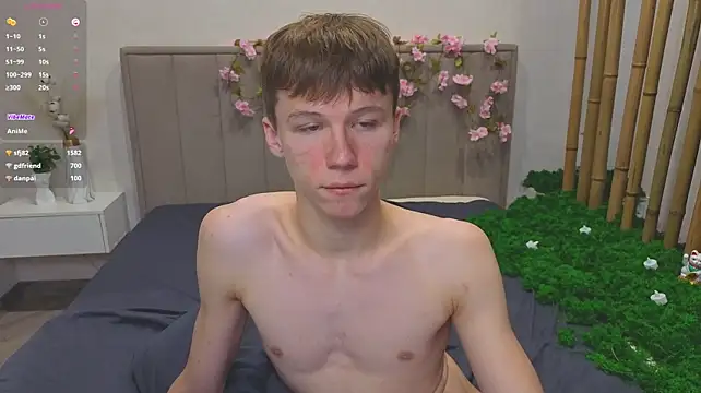 Chat +18 de cuMte_boy ao vivo