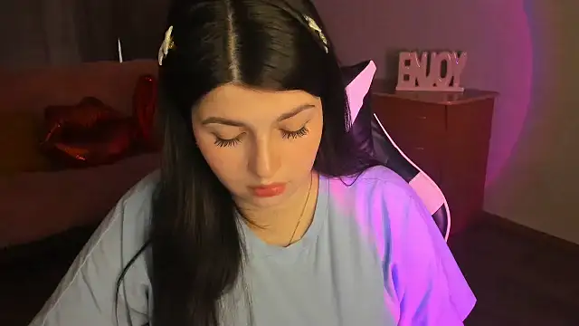 KisaModel Chat XXX in diretta