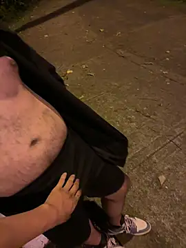 TonnyBottom Live XXX-chat