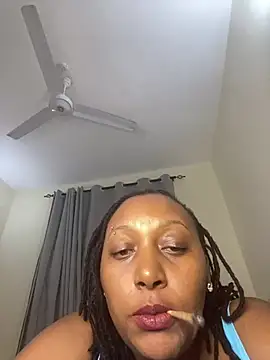 FREAKYBBW_001's Live XXX Chat