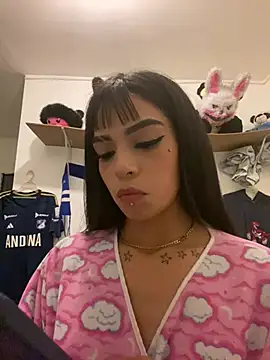 Miley_rouse: онлайн-секс-чат