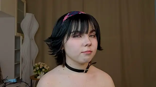 Chat +18 de HirokoBard ao vivo
