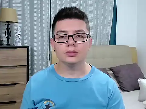 دردشة BlackFoXXX69 الجنسية المباشرة
