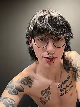 GothSadist Live XXX-chat