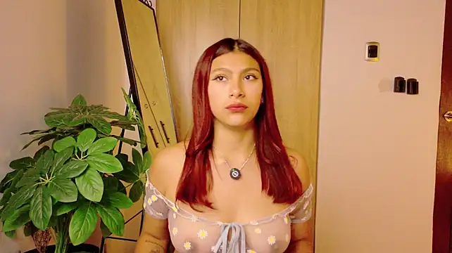 Saliee_ Chat XXX live
