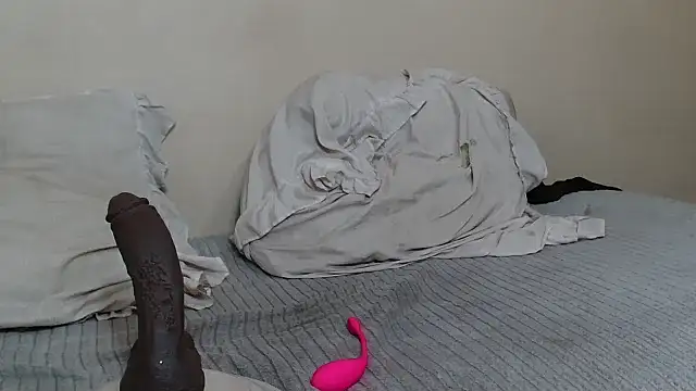 KinkyJXxX 现场XXX聊天