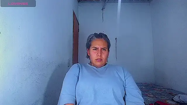 XXX chat uživo modela Yessi_rousse