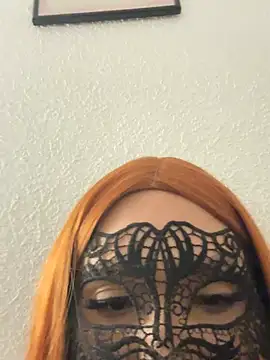 MilanBloom's Live XXX Chat