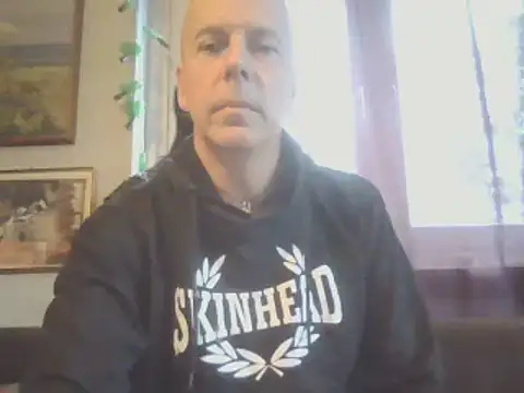 SHARPSkinhead 라이브 XXX 채팅