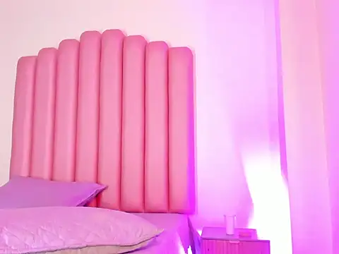 Pokazy przed kamerką – chanell_roosee