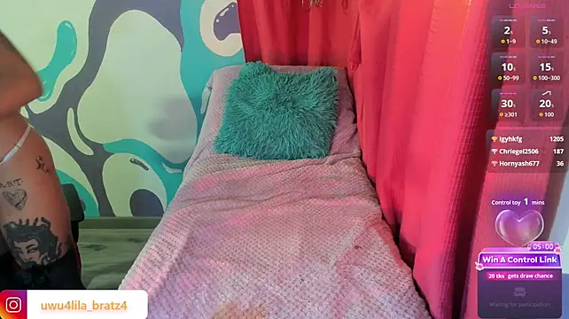 Lila_bratzz 现场XXX聊天