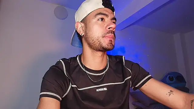 tiagorobles Chat XXX live