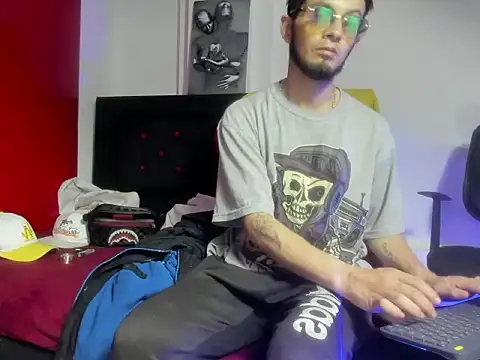 צ'אט XXX בשידור חי של mark_splinter09