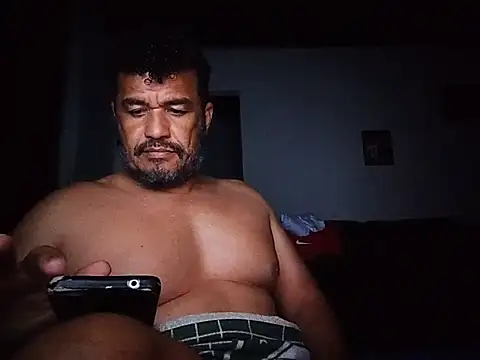 tarra122 XXX чат на живо