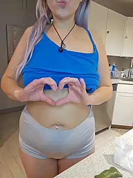 ScarletsWeb's Live XXX Chat
