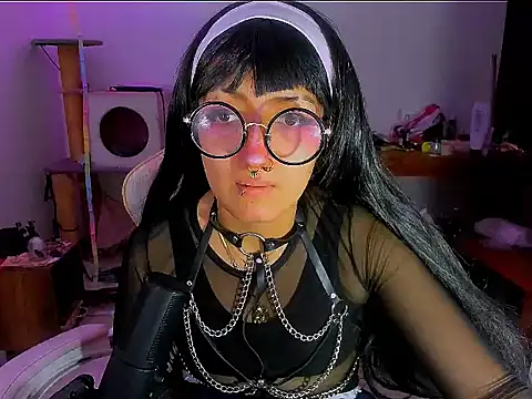 uwunita's Live XXX Chat