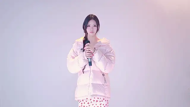 IVE-111 Live XXX-Chat