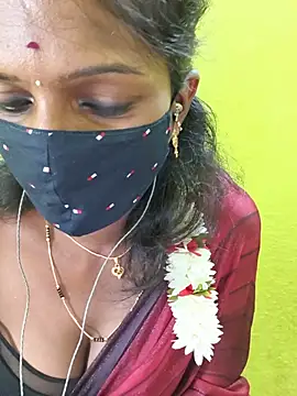 Tamil_lovelydoll96's Live XXX Chat