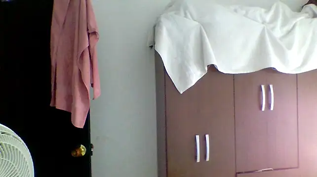 Kenner_fox77 Live XXX-Chat