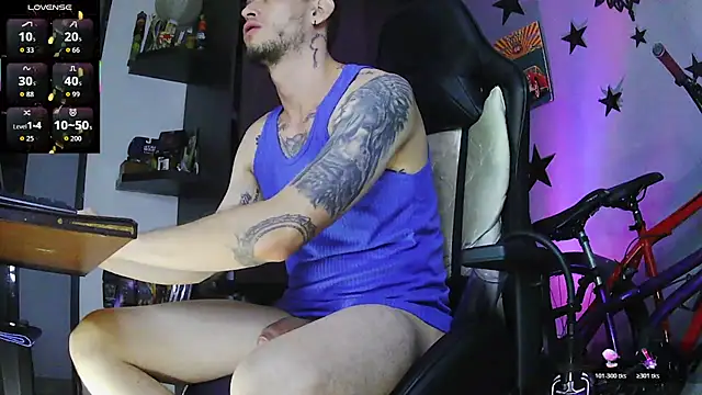 justincs Chat XXX live
