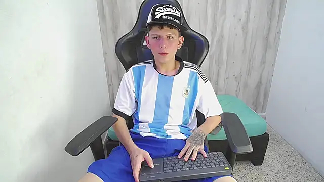 Hot_athletes_'s Live XXX Chat