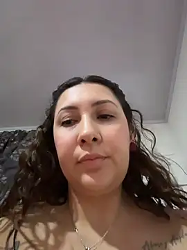 XXX chat uživo modela KittyObsession