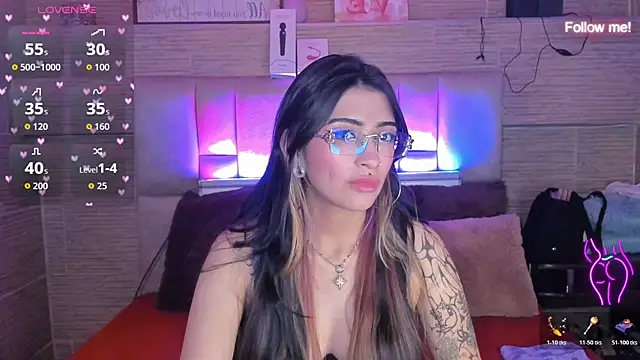 mia_devine_'s Live XXX Chat