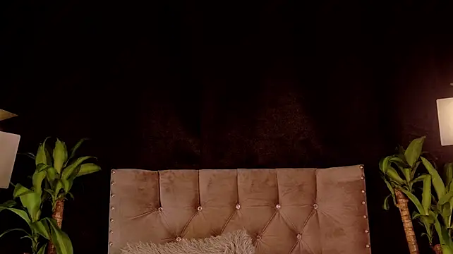 XXX chat uživo modela Bruno___69