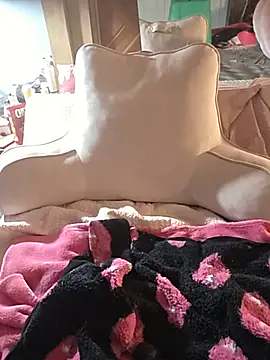 BeautifulMeFire23 live XXX chat