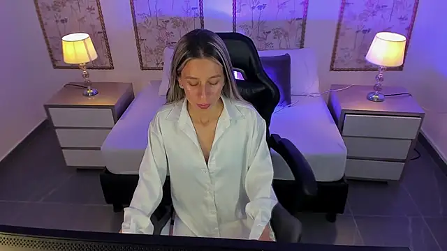 Онлайн чат XXX ania_rummage
