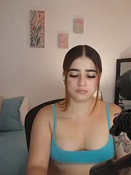 MartinaConnorr XXX чат на живо