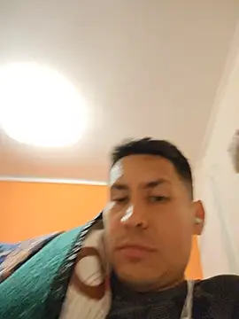 Show de cumshotgod1 na webcam