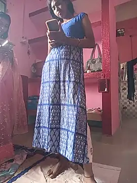 Desipari_777 লাইভ XXX চ্যাট