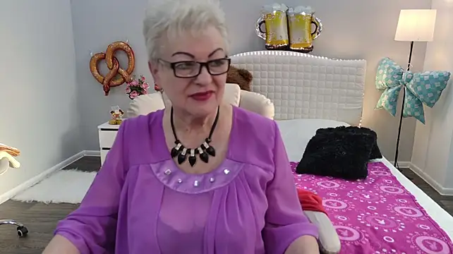 KayleSmoll Live XXX-Chat
