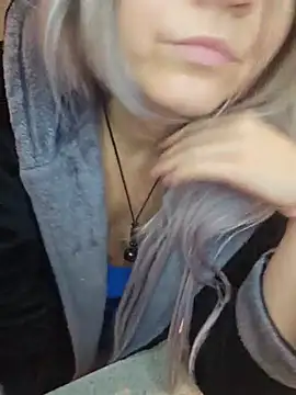 ScarletsWeb's Live XXX Chat