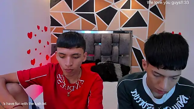 Juan_Nd_Steven Live XXX-Chat