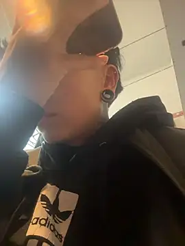 ian_mathias_ 现场XXX聊天