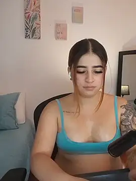 MartinaConnorr's Live XXX Chat