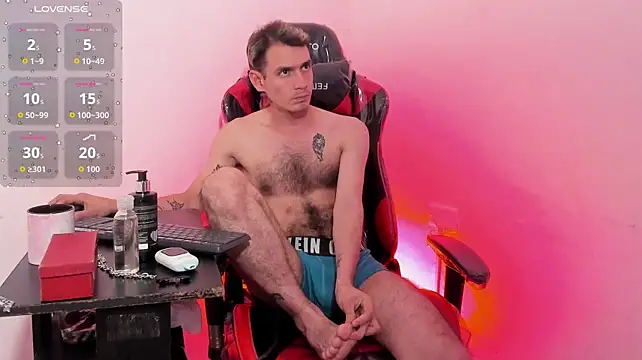 MikeSlav3n Live XXX chat