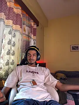 Živý XXX chat GunSlay